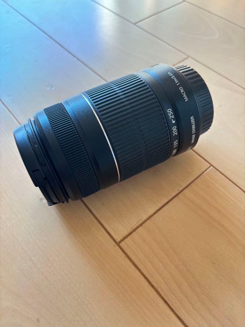 Canon EF-S 55-250mm F4-5.6 IS II ズームレンズ