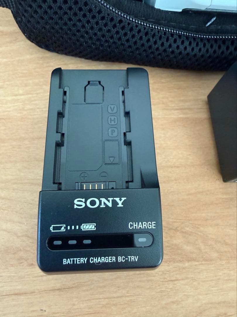 ビデオカメラ SONY HDR-CX670 9.2 HANDYCAM