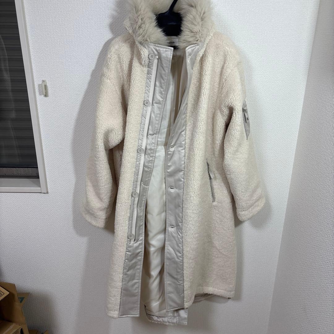 LASUD ボアコート　アイボリー未使用品　サイズ9号　定価34000円タグ無し