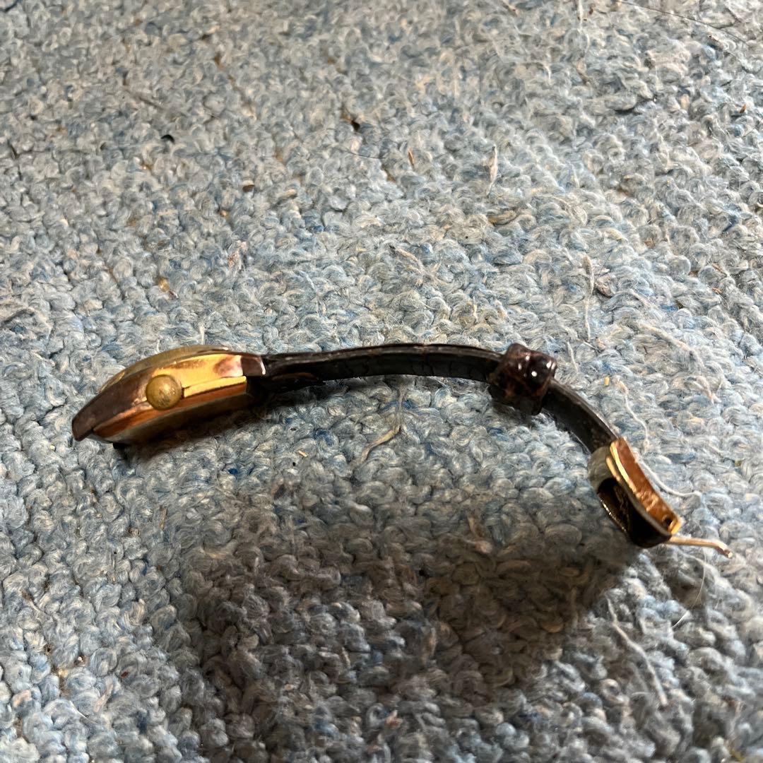 Nover 手巻き時計 黒レザー 18K Gold 更に10%値下げしました。