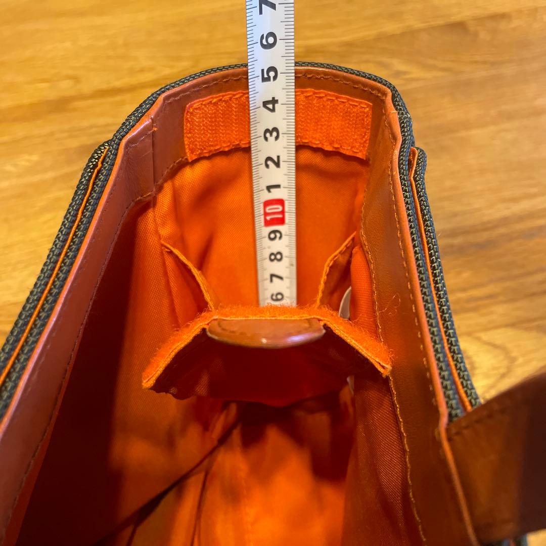 ハンティングワールドハンドバッグ