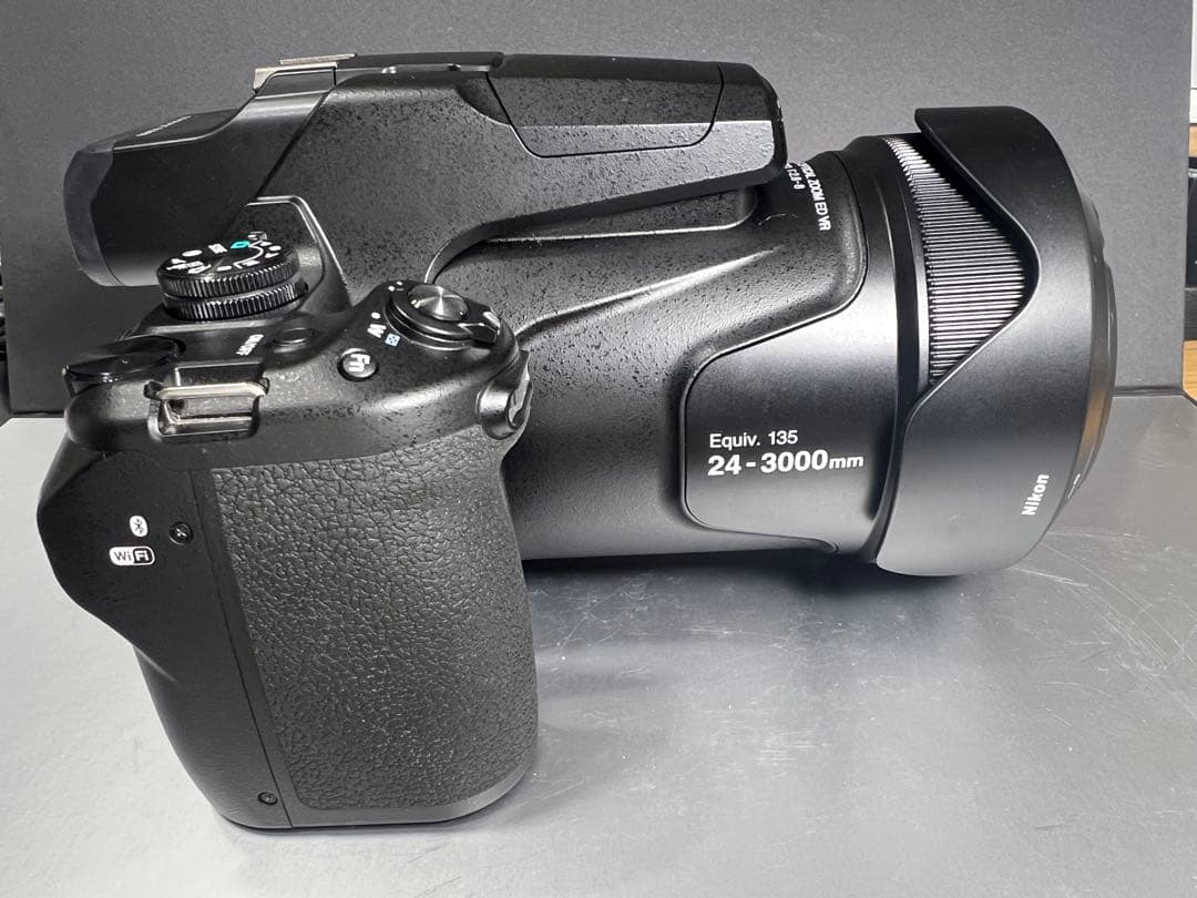 （超美品）Nikon COOLPIX P1000（アクセサリー充実）