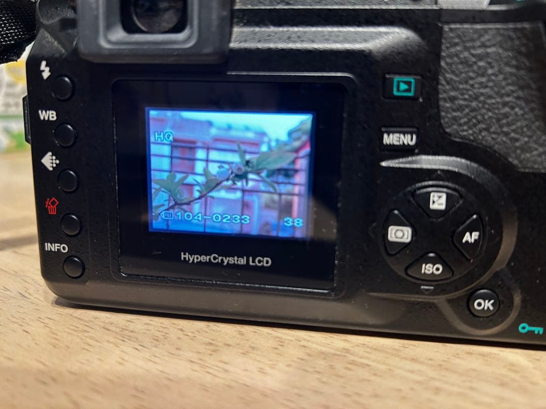 OLYMPUS E-300 デジタル一眼レフカメラ