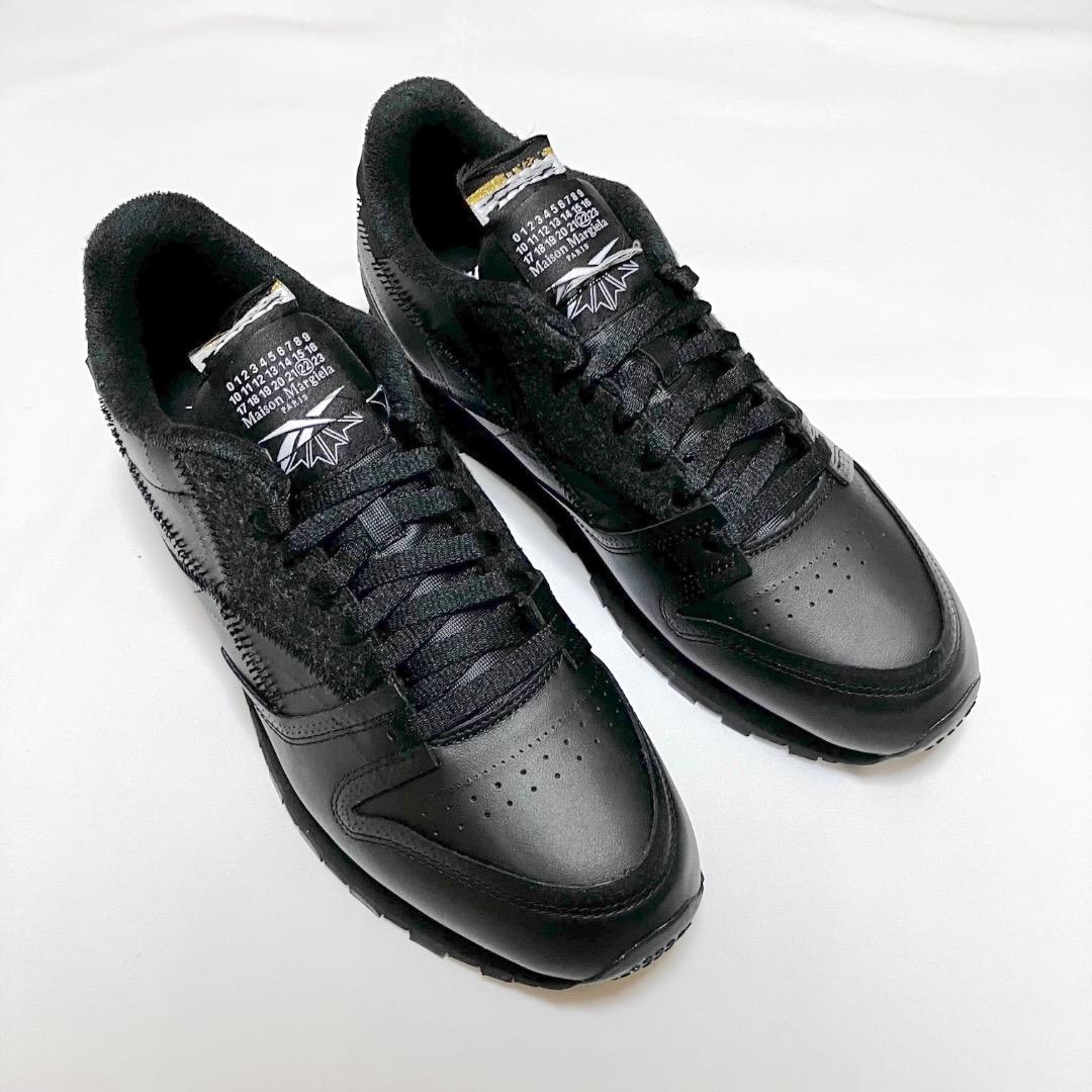 新品 42 マルジェラ リーボック クラシック コラボスニーカー 黒 18704
