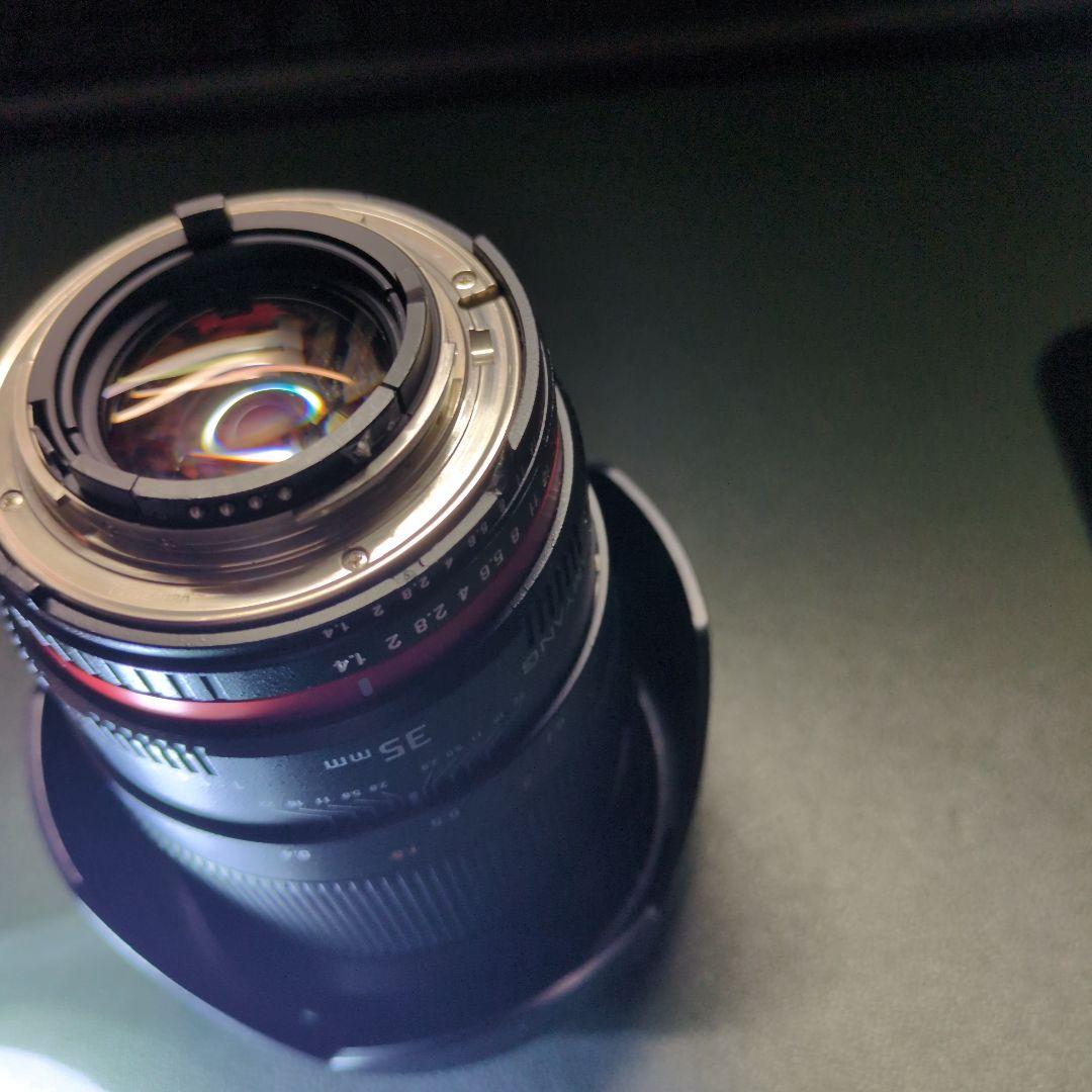 SAMYANG　35mm f1.4 fマウント