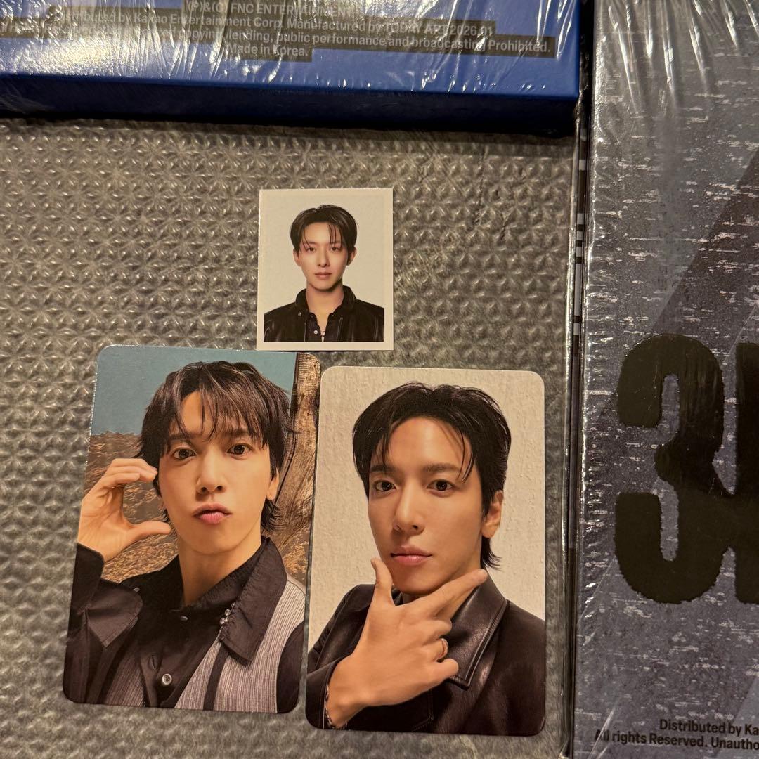 CNBLUE 3LOGY 3形態