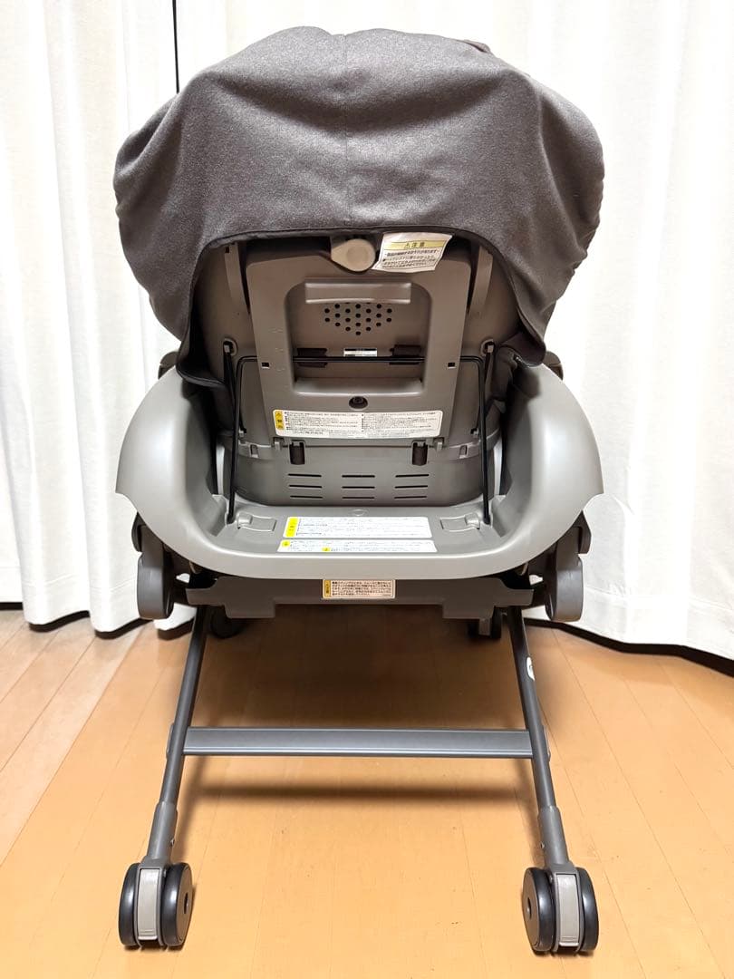 【美品✨】コンビ ネムリラ オートスウィング シンプライト 電動ハイローチェア