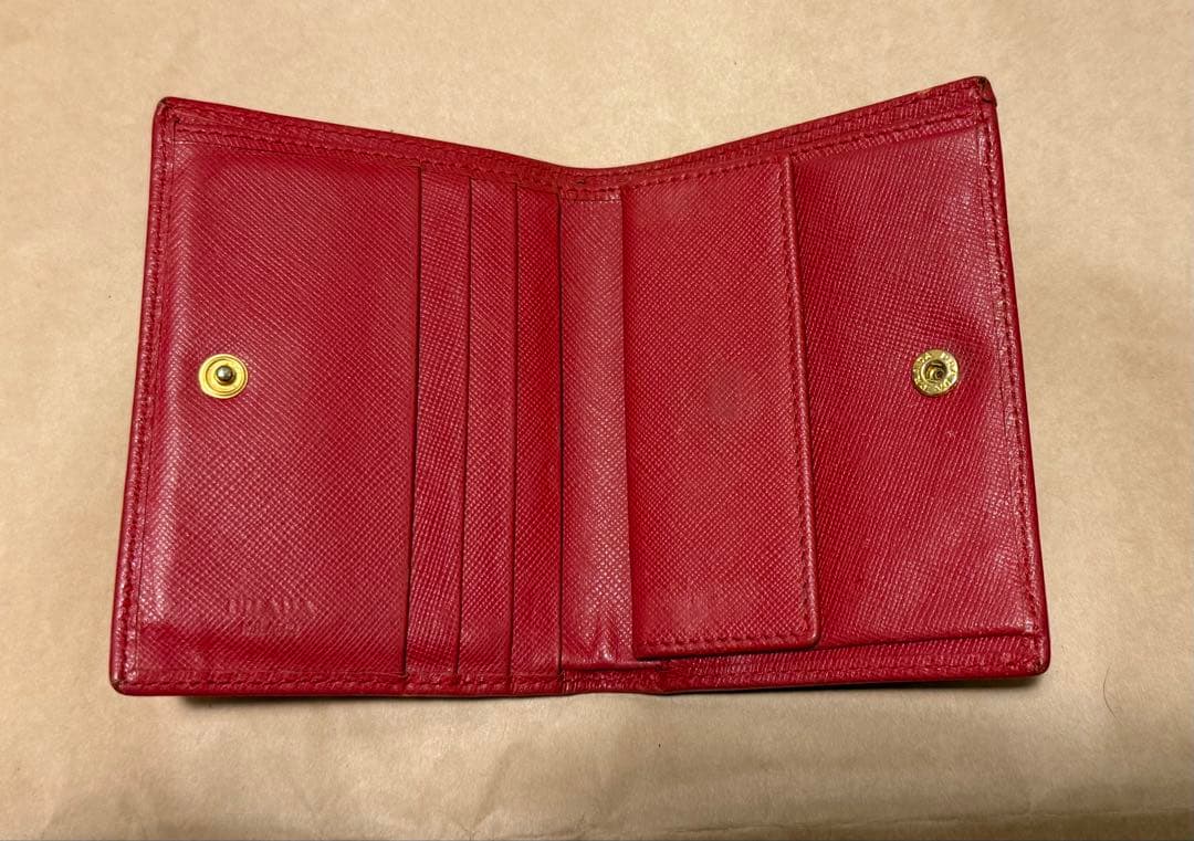 PRADA サフィアーノ　レッド 二つ折り財布　箱付き