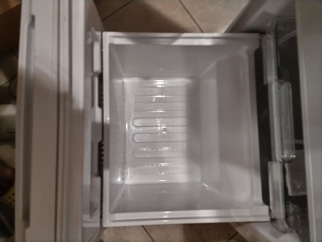 ✨シャープ冷蔵庫 2025年製,152L 新品同様 近県限定無料配達します✨