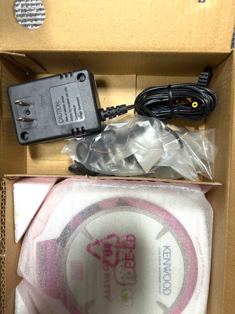 【希少】ケンウッド ポータブルCDプレーヤー DPC-KT102 ハローキティ