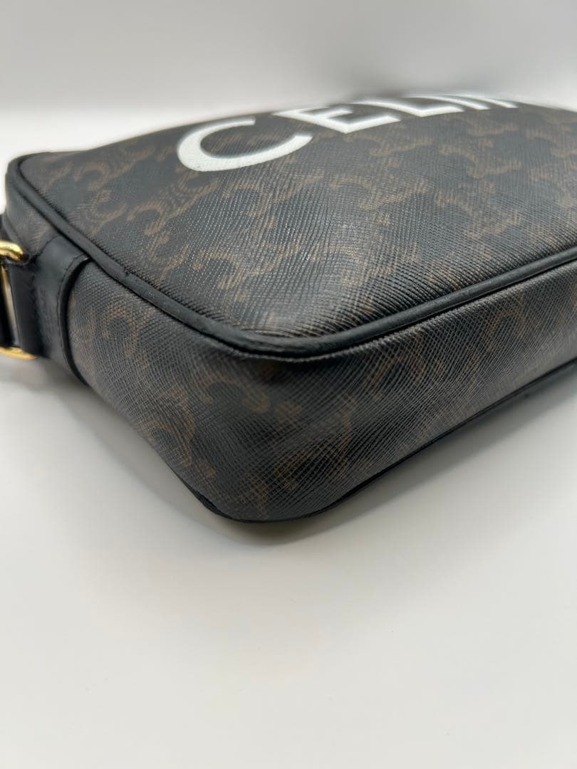 [美品]CELINE ショルダーバッグ ロゴ入り