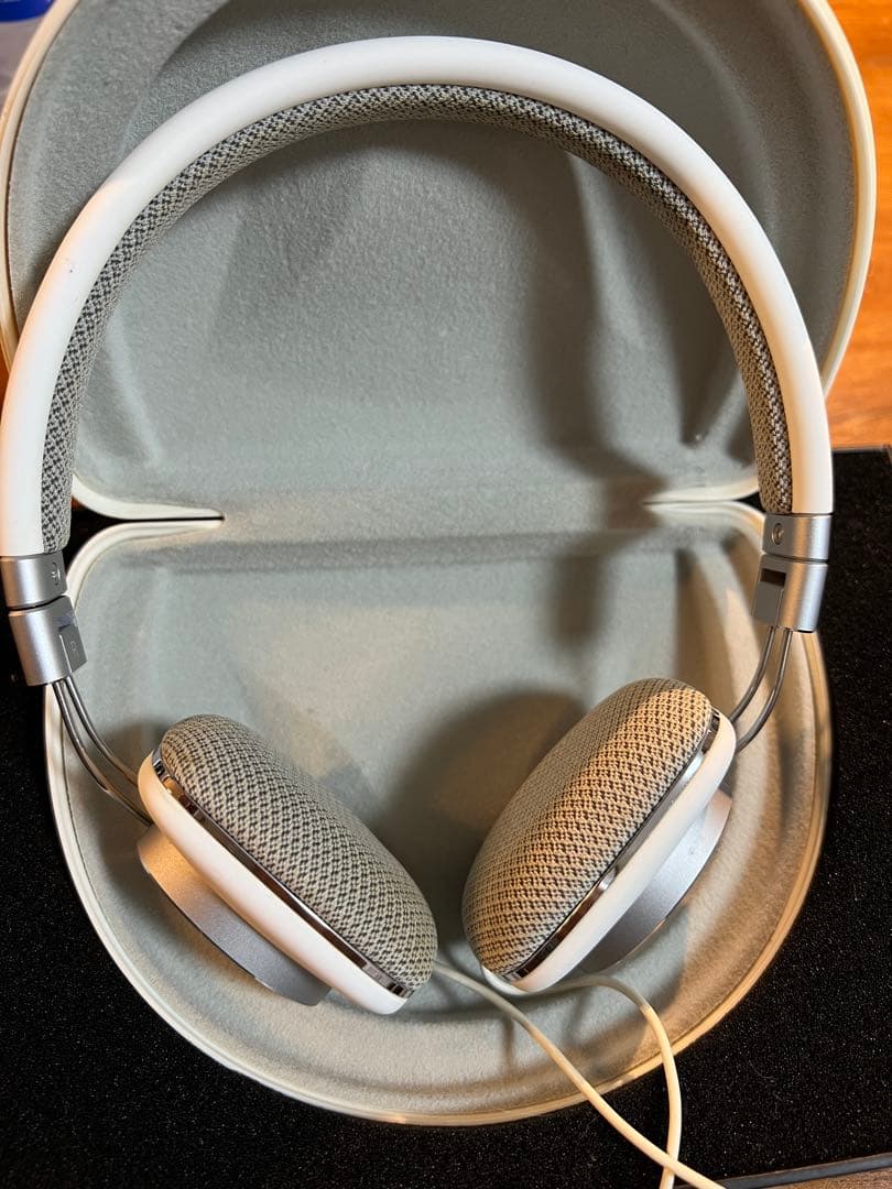 Bowers & Wilkins P3 Hi-Fi 有線　ヘッドホン　美品