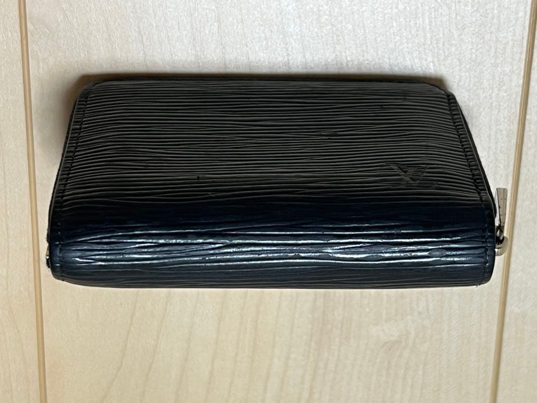 LOUIS VUITTON ルイ ヴィトン ジッピー パース エピ