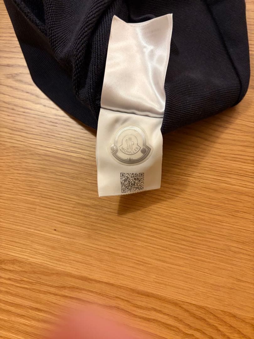 モンクレール　トレーナー