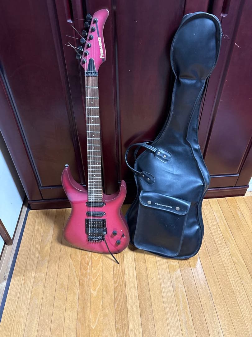 裕*原様 90sフェルナンデスエレキギターギターケース付き