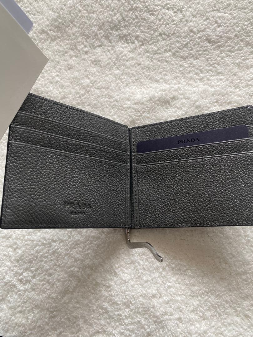 Chiy 　PRADA 黒 レザー マネークリップ