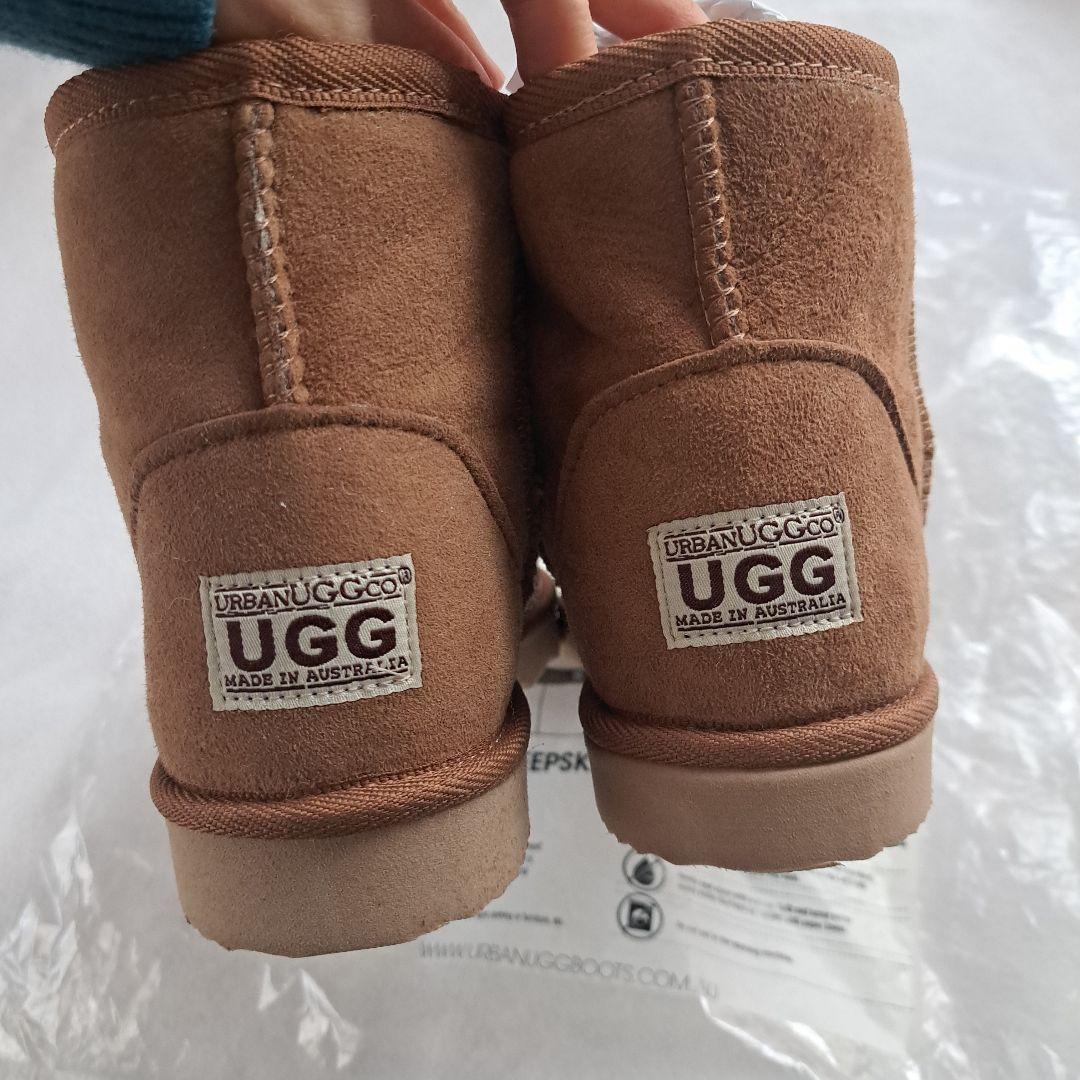 週末値下げ未使用 UGG ムートンブーツ キャメル