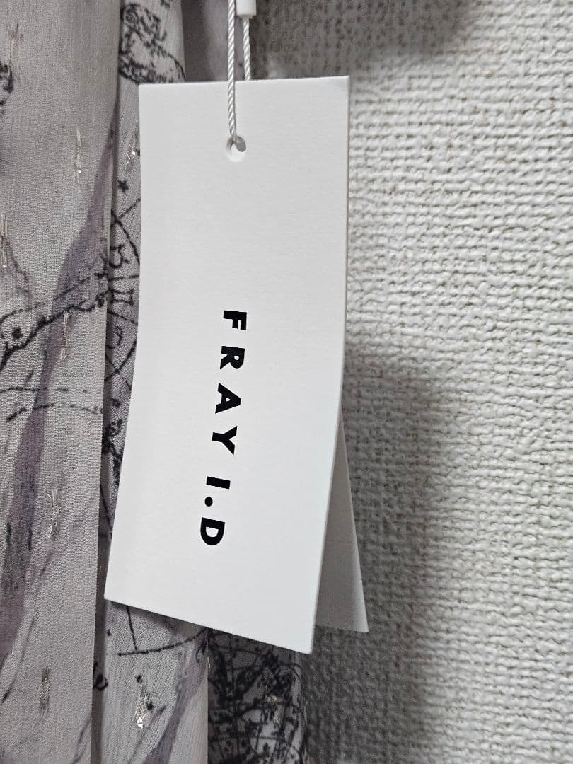 フレイアイディー　ホロスコーププリントリボンタイワンピース　サイズ1　LBEG