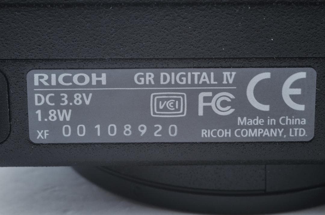 ■ほぼ新品■ リコー RICOH GR DIGITAL IV ≪S数4回≫