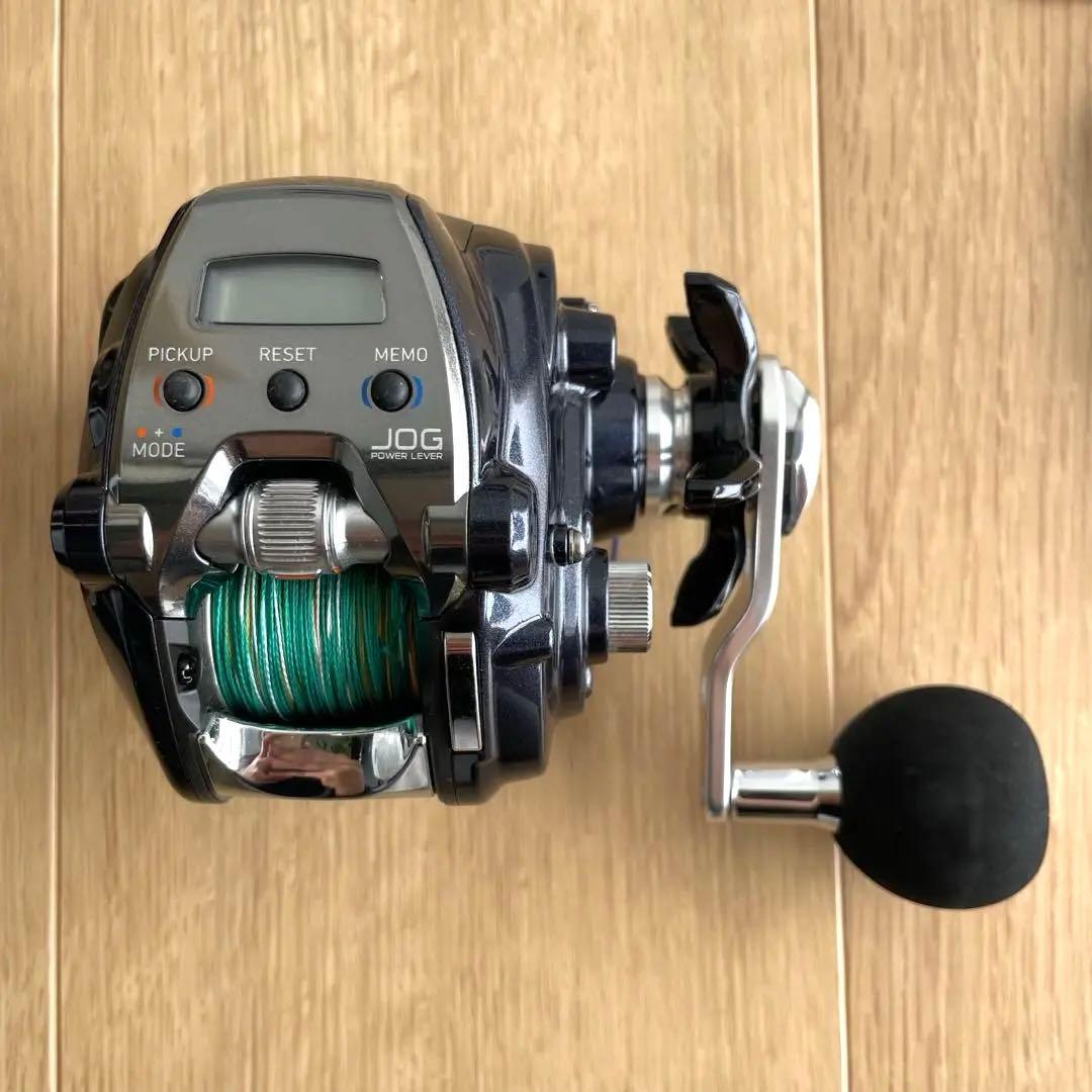 新品未使用　Daiwa LEOBRITZ 200J 電動リール