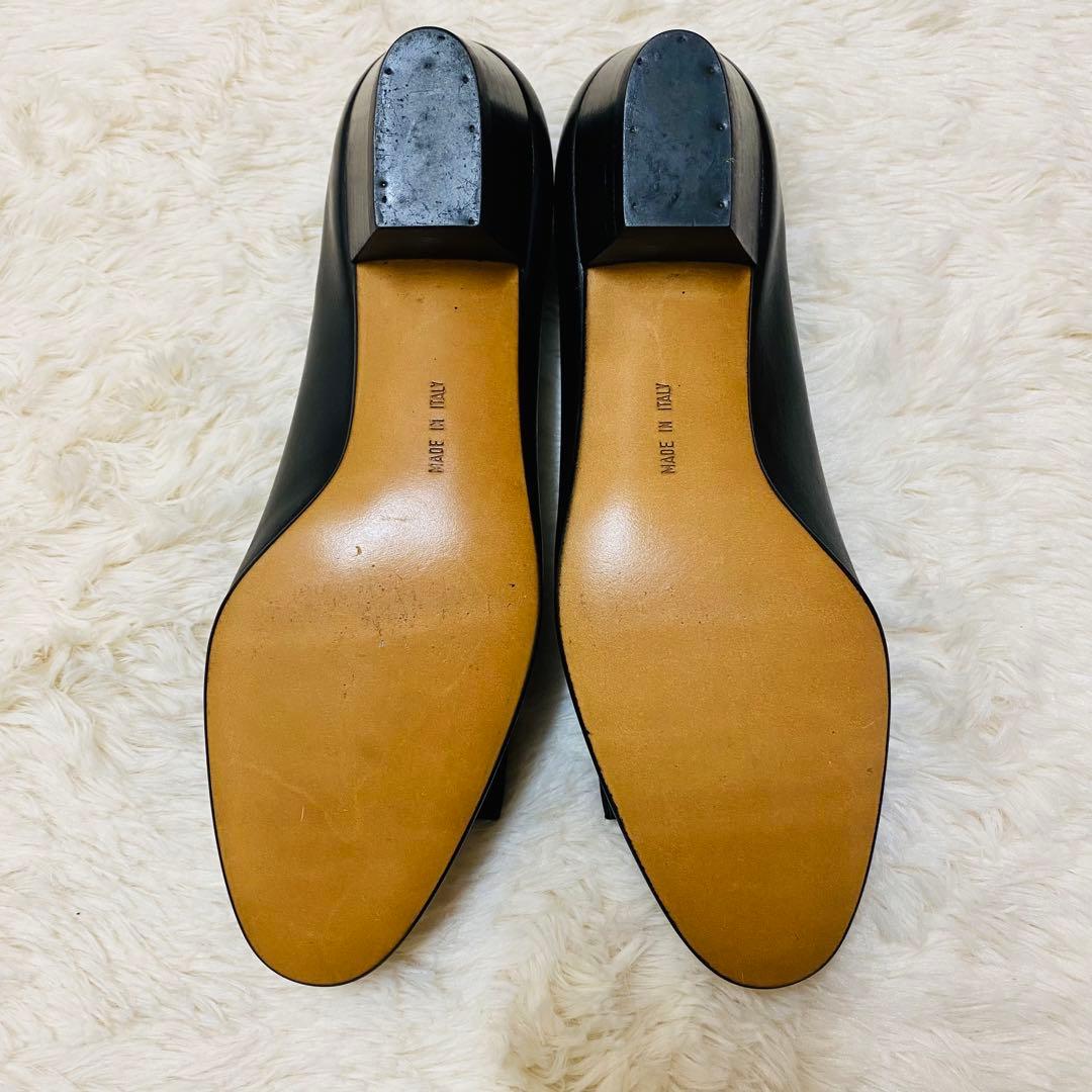 未使用級！Salvatore Ferragamo ヴァラリボン　パンプス レザー