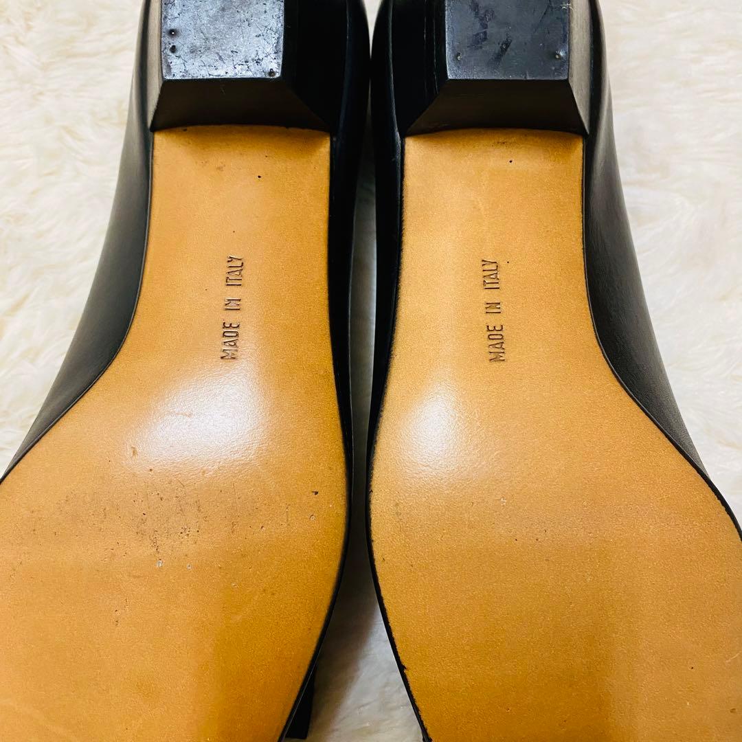 未使用級！Salvatore Ferragamo ヴァラリボン　パンプス レザー