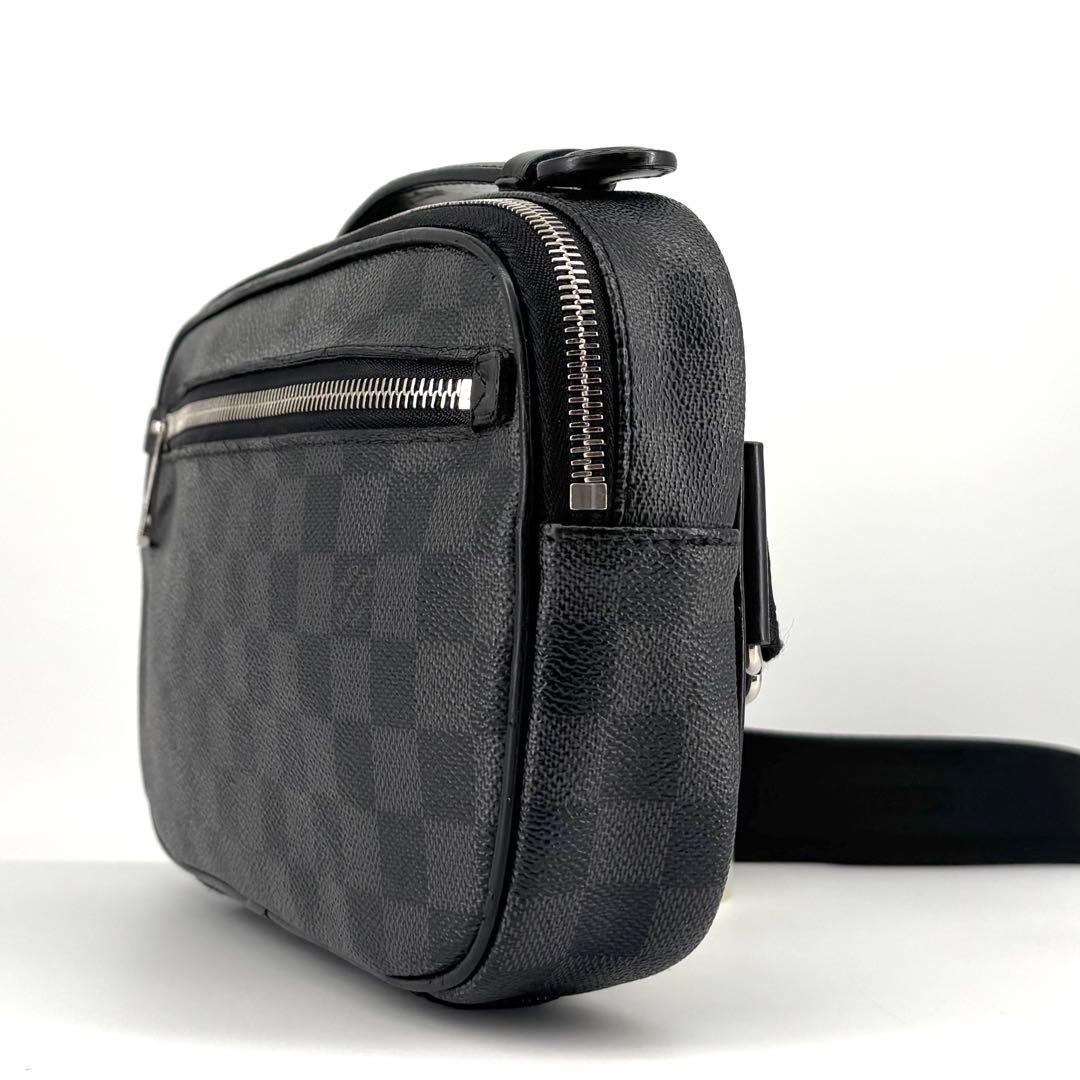 ルイヴィトン ダミエ グラフィット アンブレール ボディバッグ