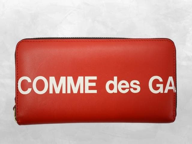 コムデギャルソン HUGE LOGO レザー ラウンドファスナー 長財布