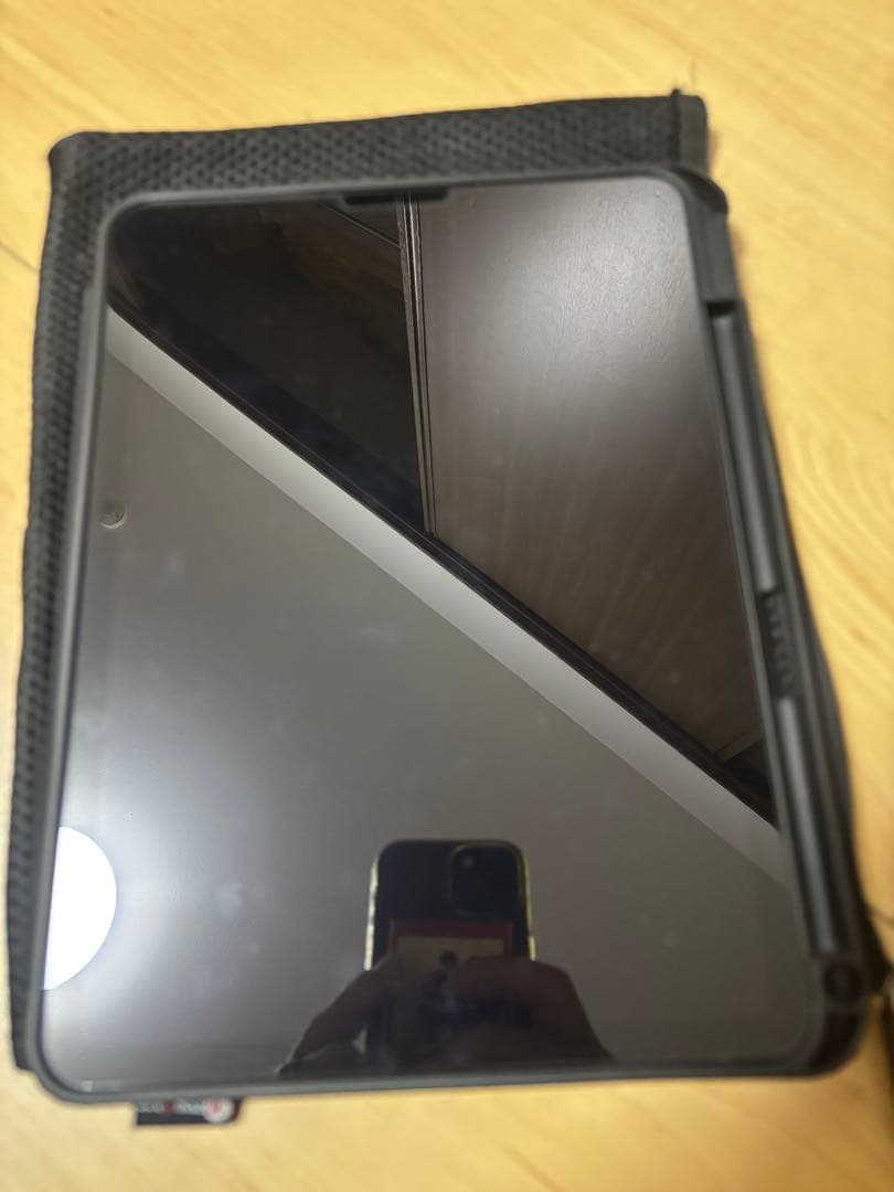 「M1チップ搭載！iPad Air第5世代／10.9″美品64GB」