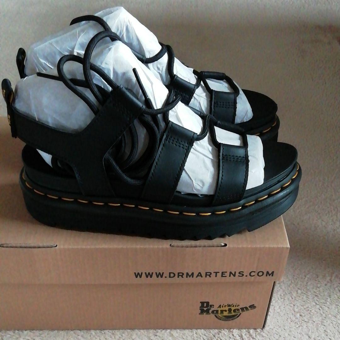 ドクターマーチンサンダル　ナルティラ　厚底