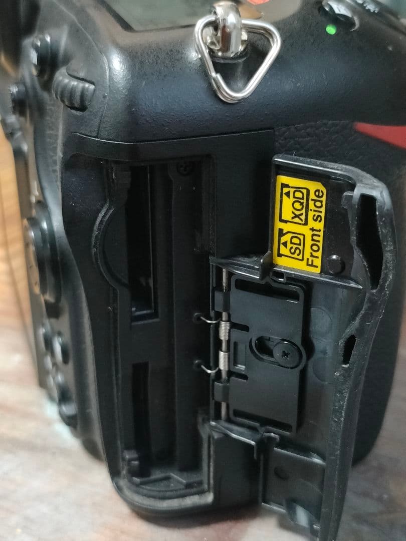 Nikon D500 デジタル一眼レフカメラ 本体おまけ付き