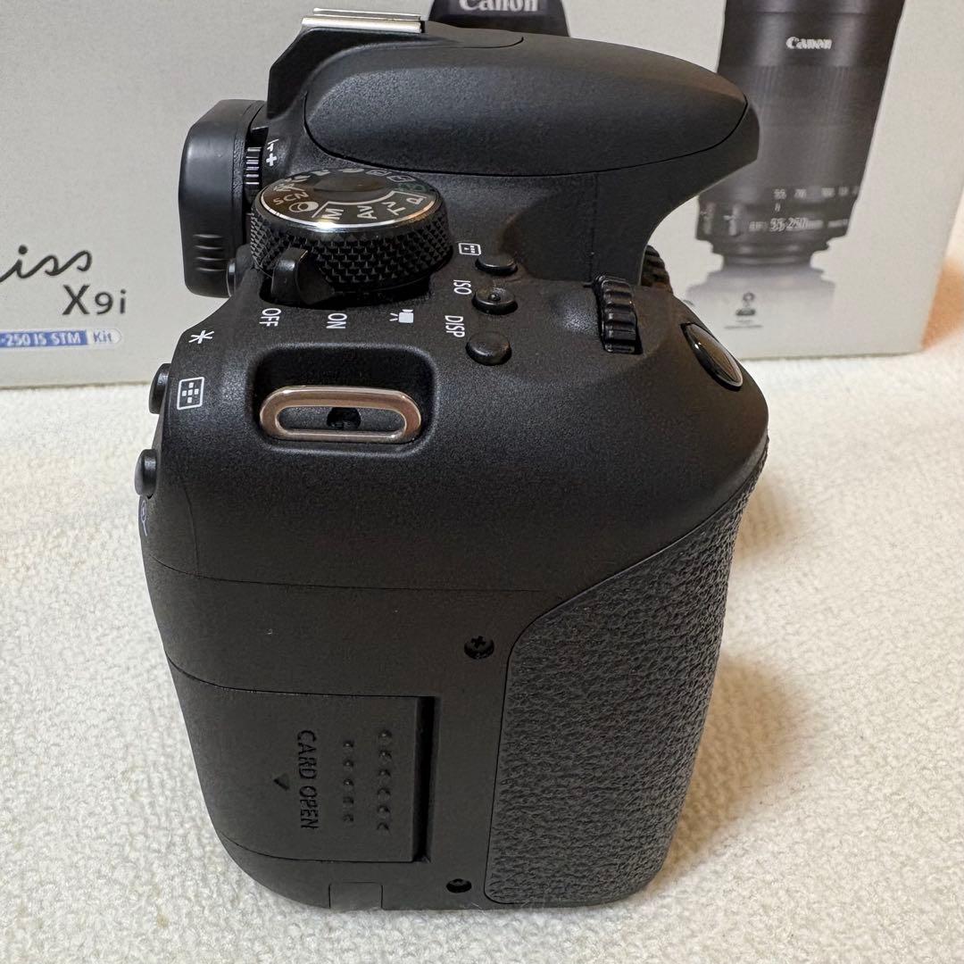 Canon EOS kiss X9i ダブルズームキット 一眼レフ カメラ