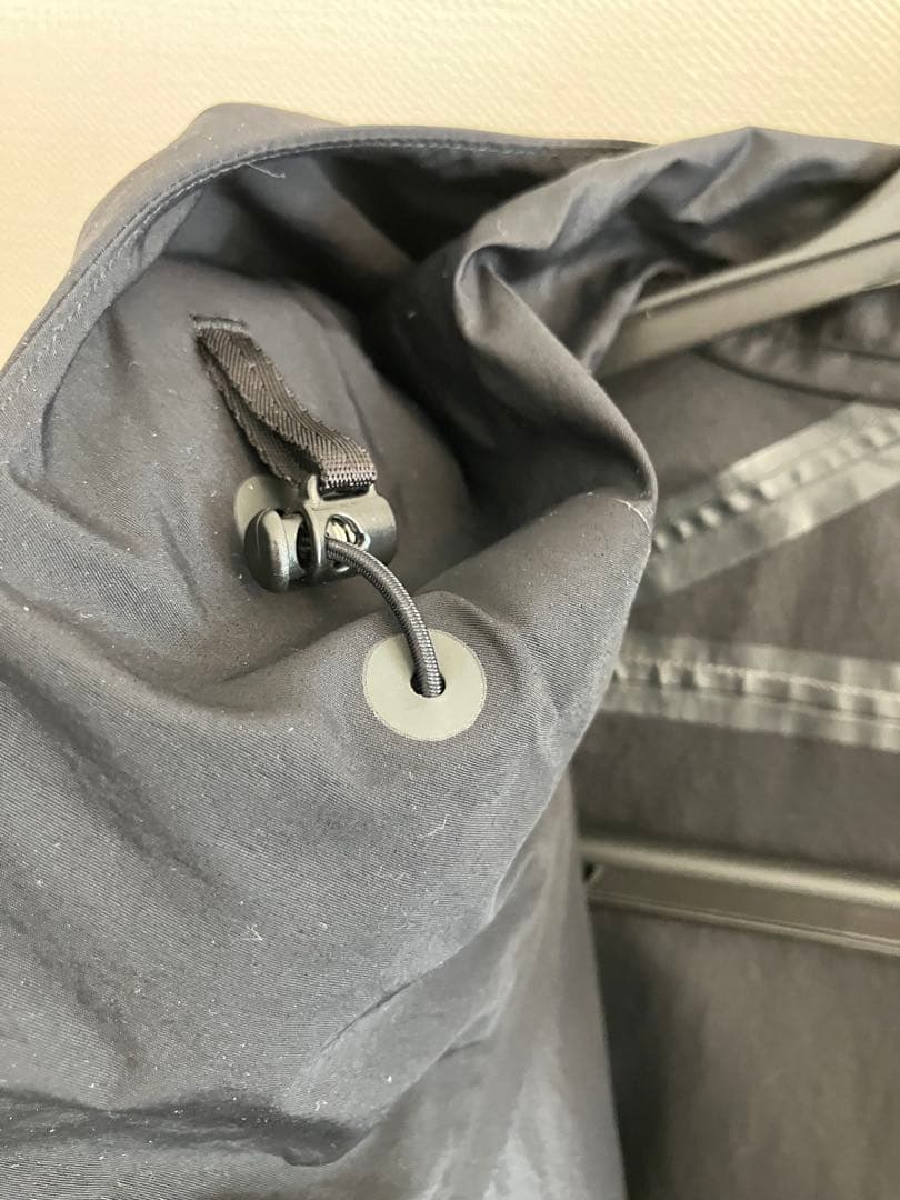 ARC’TERYX VEILANCE / MONITOR LT COAT (S)