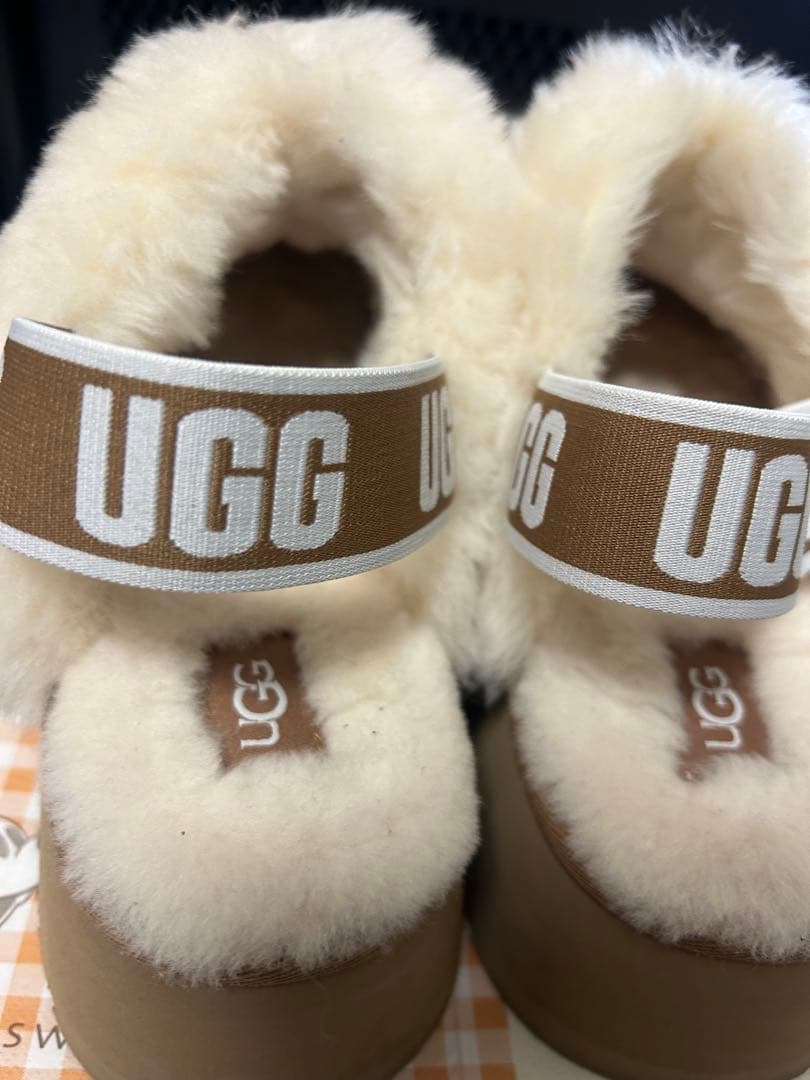 UGG ファンケット　Funkette
