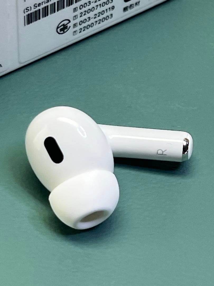 AirPods pro第2世代イヤホン右耳のみ A3047正規品動作品美品