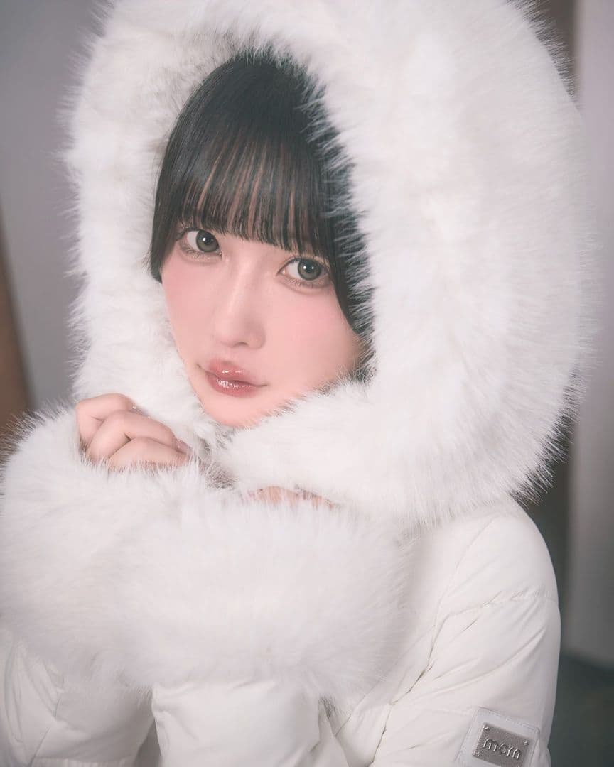 ミシェルマカロン　美くびれフェイクファーダウンコート　フリーサイズ　ホワイト