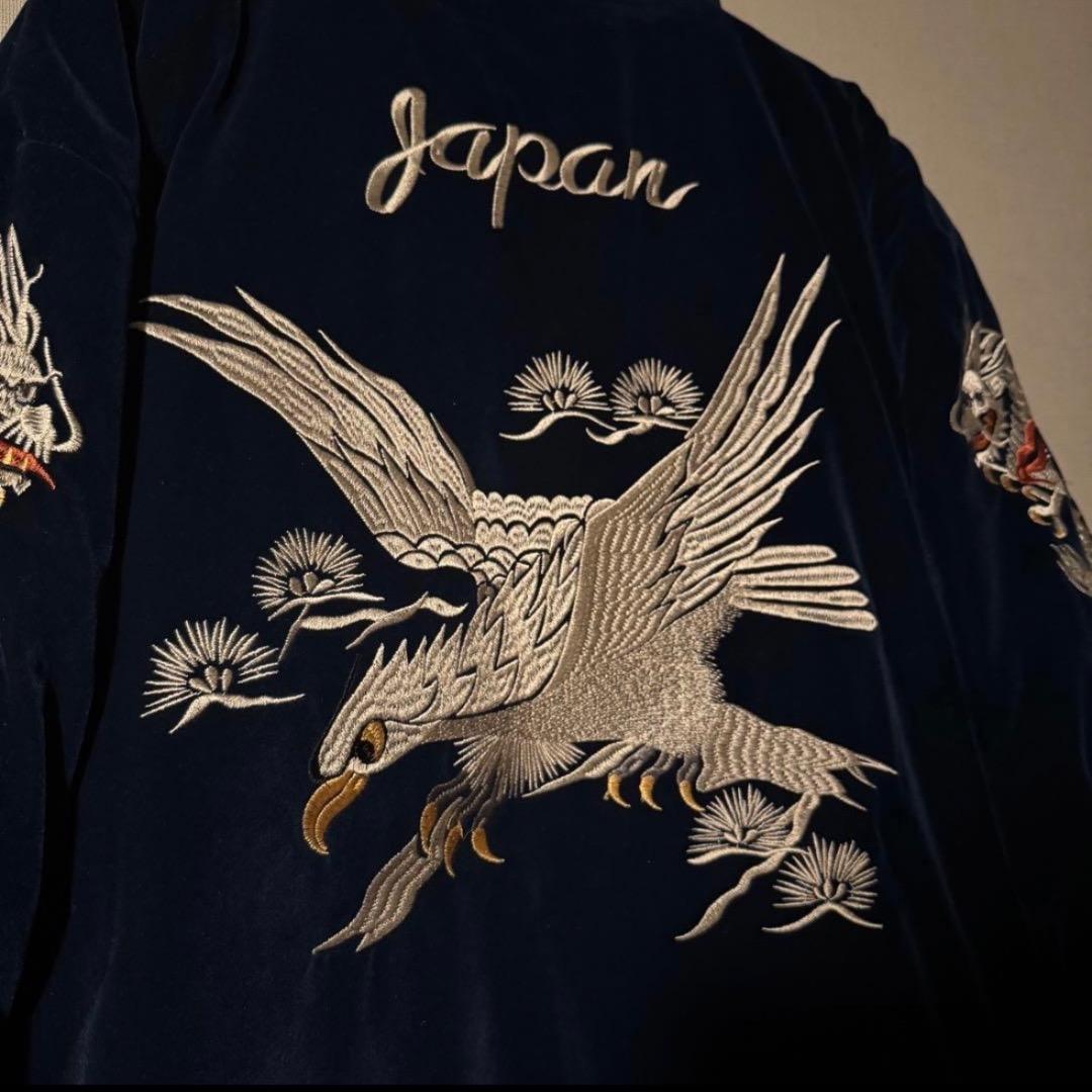 【中綿ブルゾン】刺繍ドラゴンと鷲のベルベットジャンパー 紺2XL