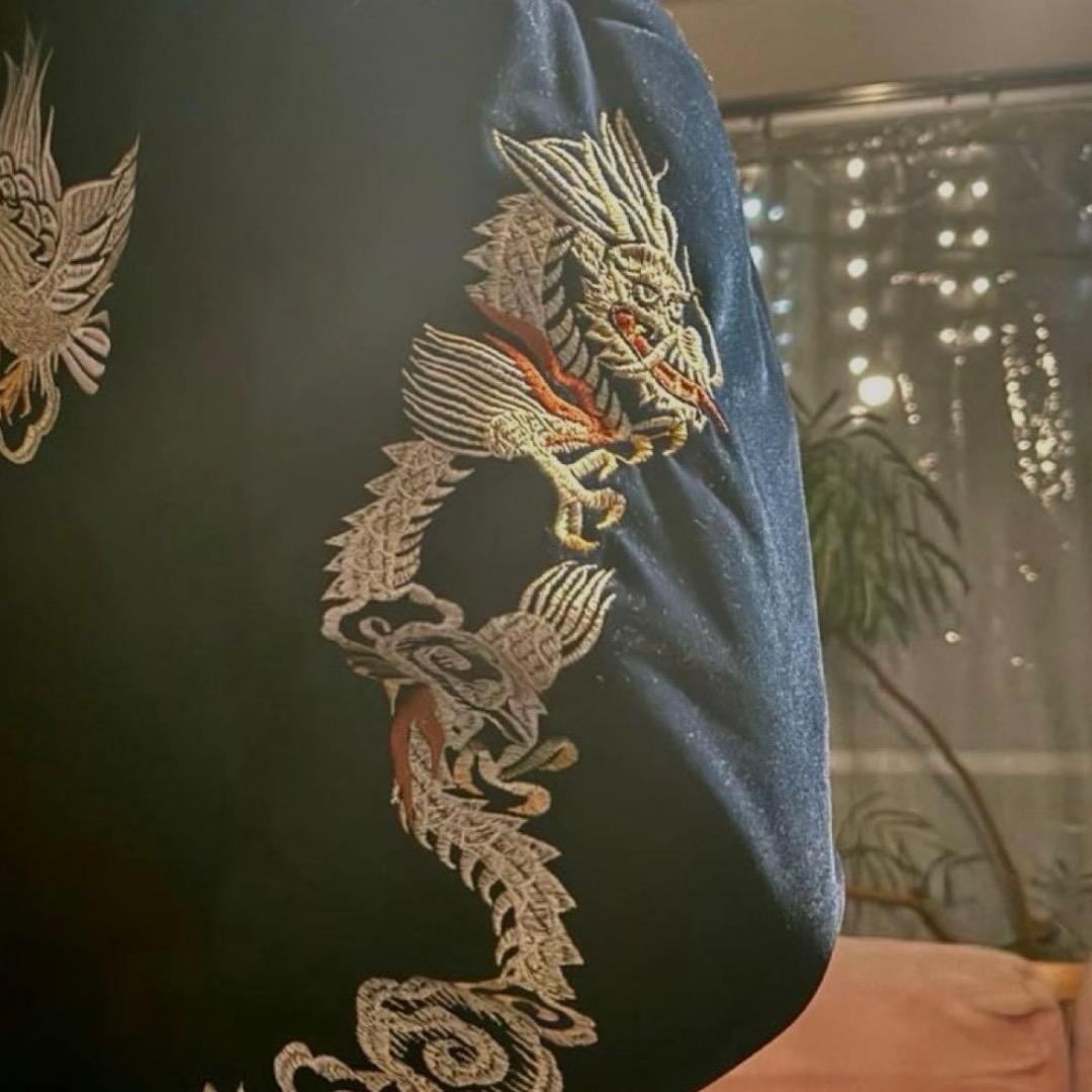 【中綿ブルゾン】刺繍ドラゴンと鷲のベルベットジャンパー 紺2XL