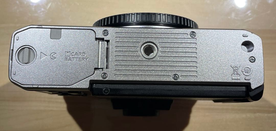 Nikon zfc ボディ(SDカード付)