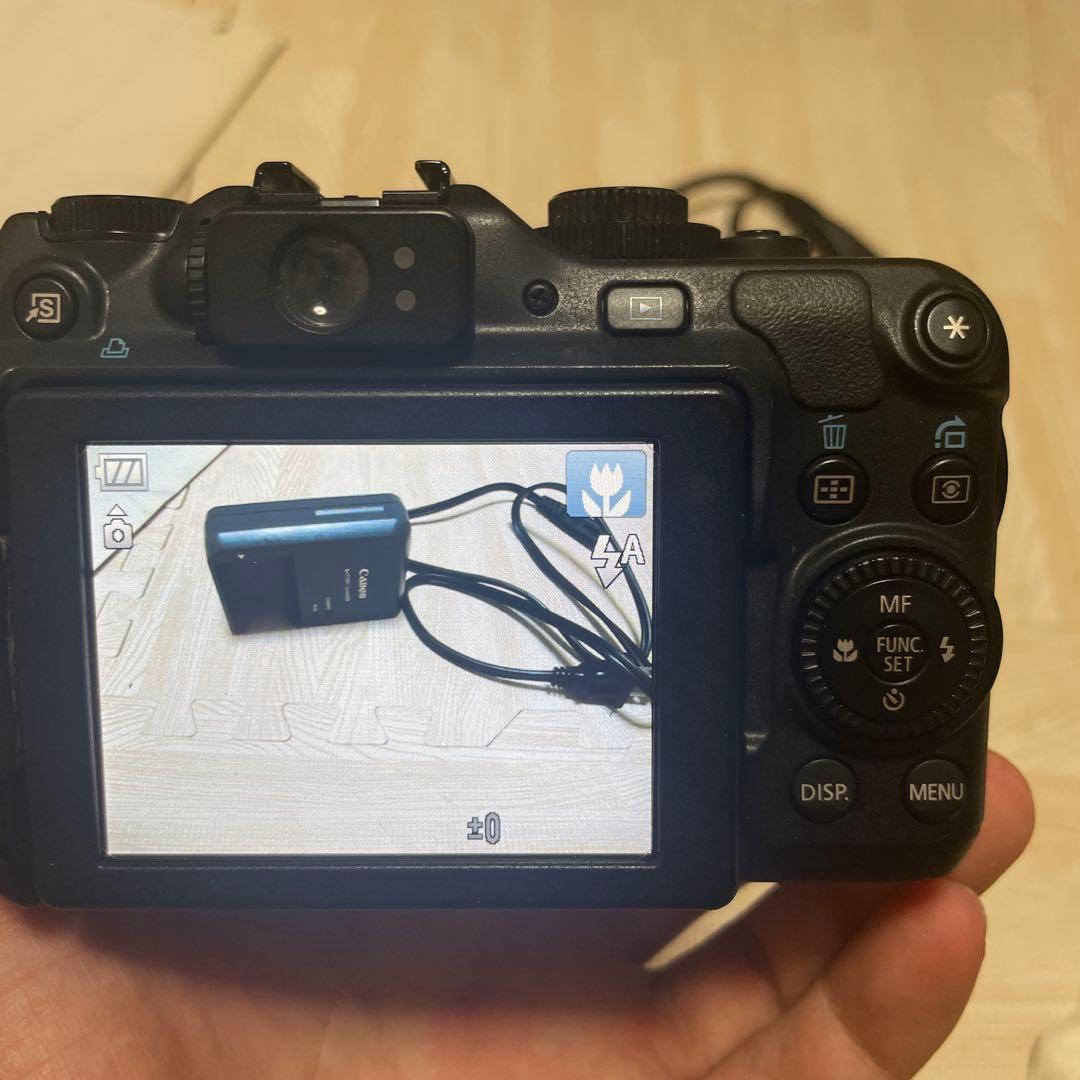 Canon PowerShot G12 本体と付属品