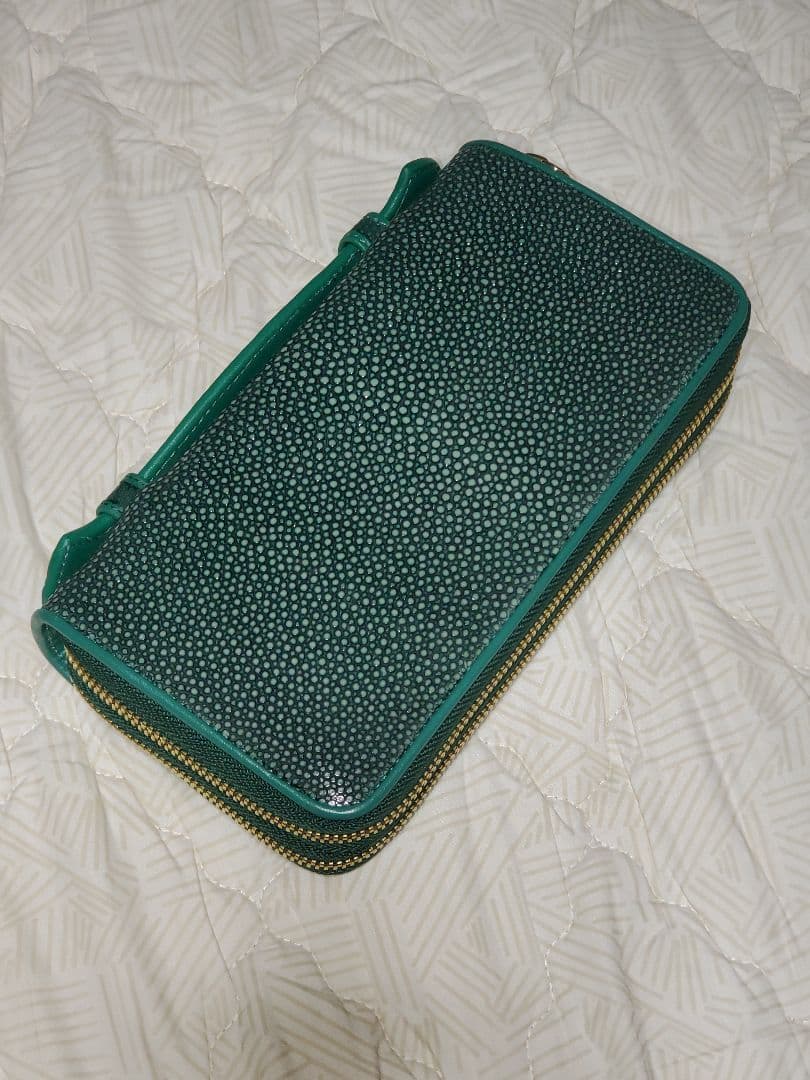 新品未使用ガルーシャ·スティングレー　Wジッパー長財布