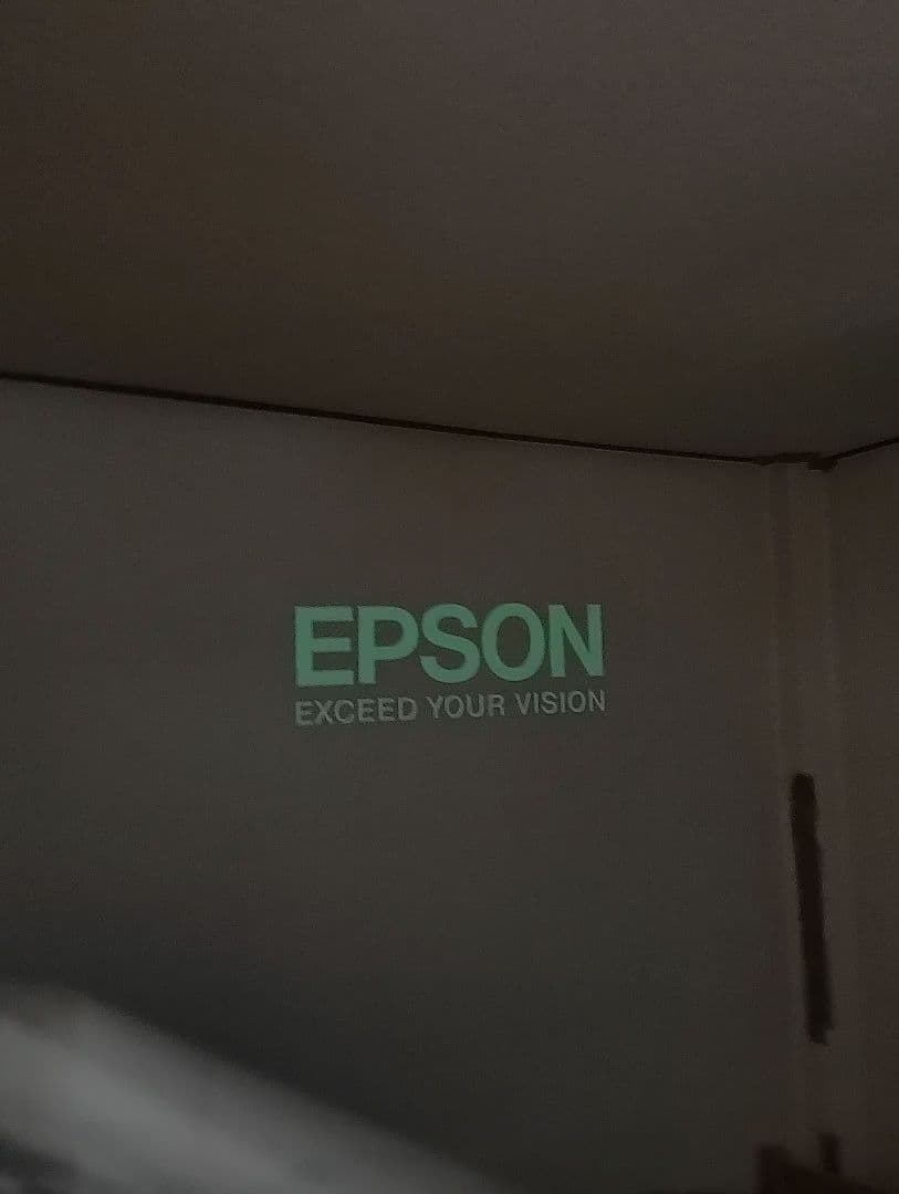 激安す　EPSON　eb-w41 プロジェクター 本体　ケース付き