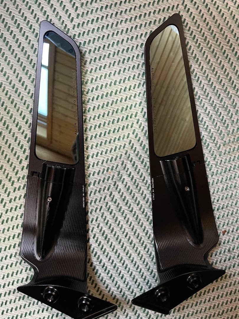 パニガーレv2,v4用　リゾマステルスミラー