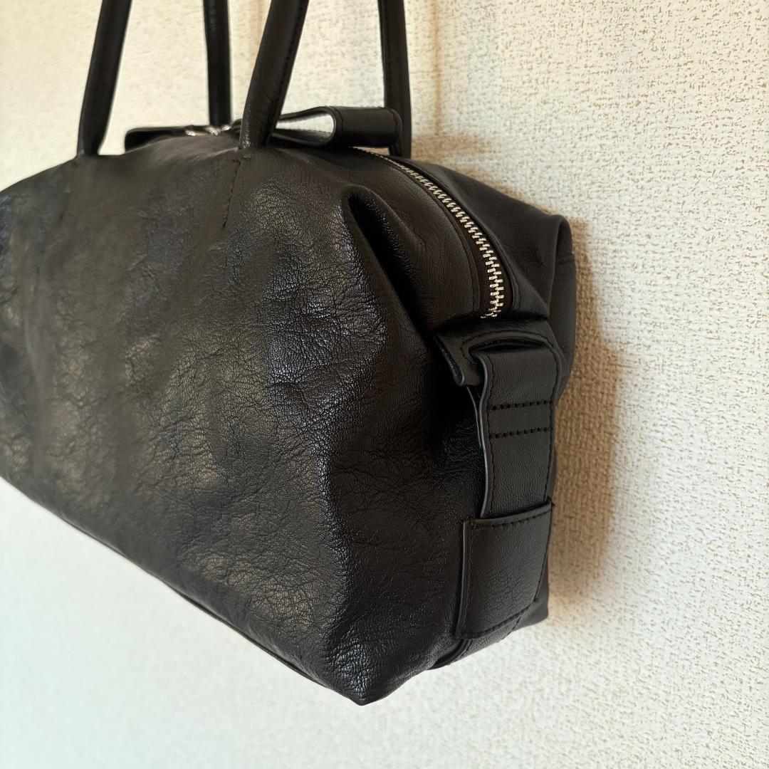 イアパピヨネ ロングハンドル ボストンバッグ 黒 レザー 山羊革