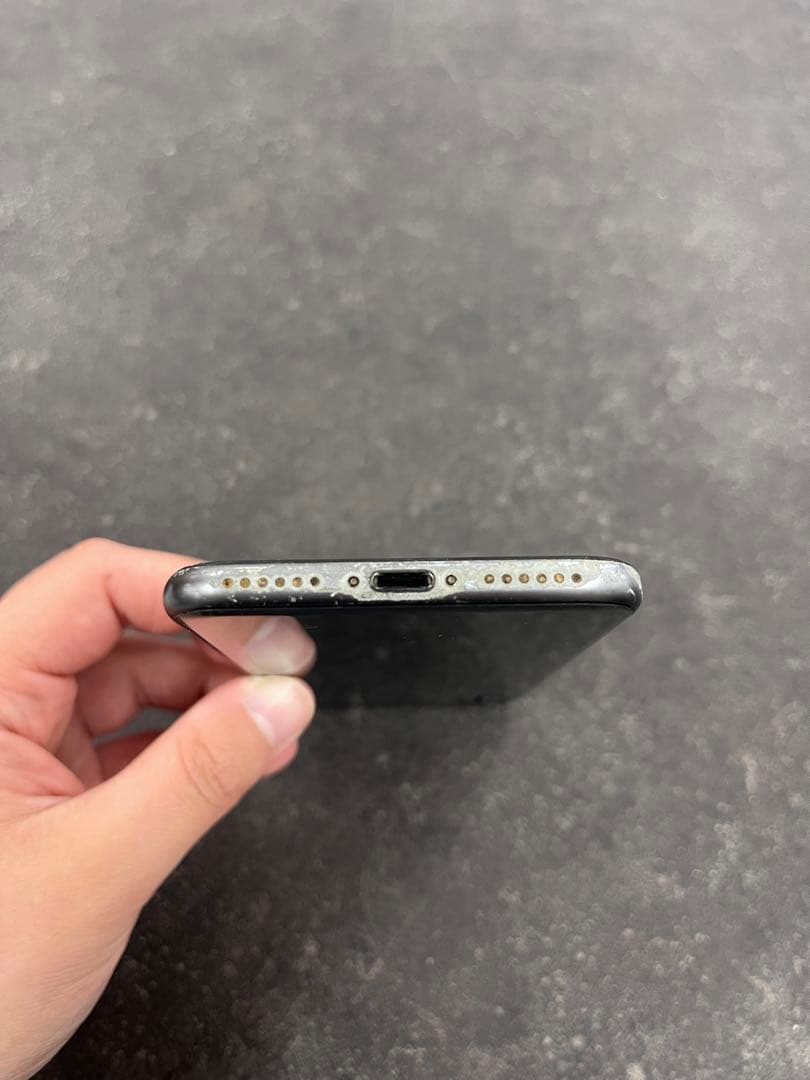 iPhone8 64GB 初期化済み