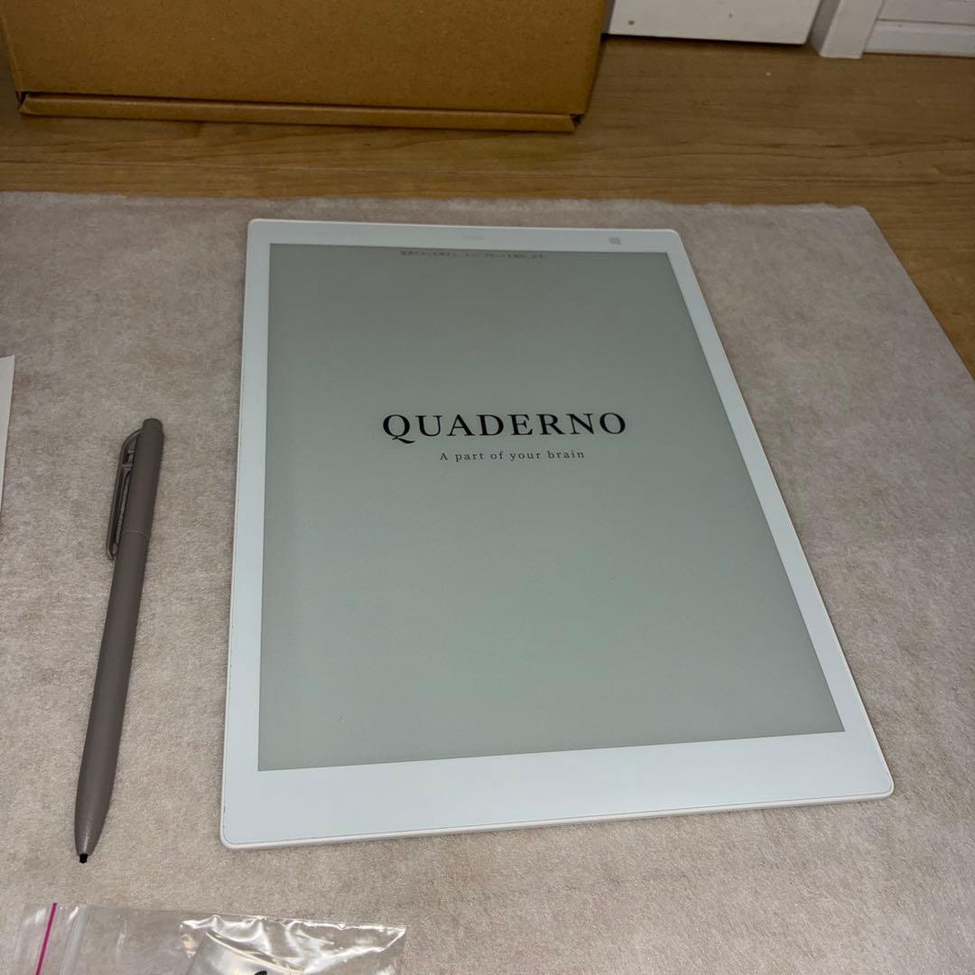 極美品！富士通　電子ペーパー　QUADERNO（クアデルノ） Gen.2