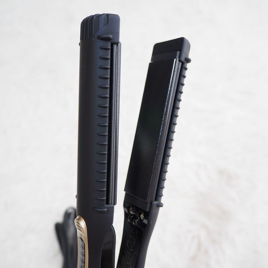 新品未使用 ホリスティックキュア ストレートアイロン CCIS-G03B