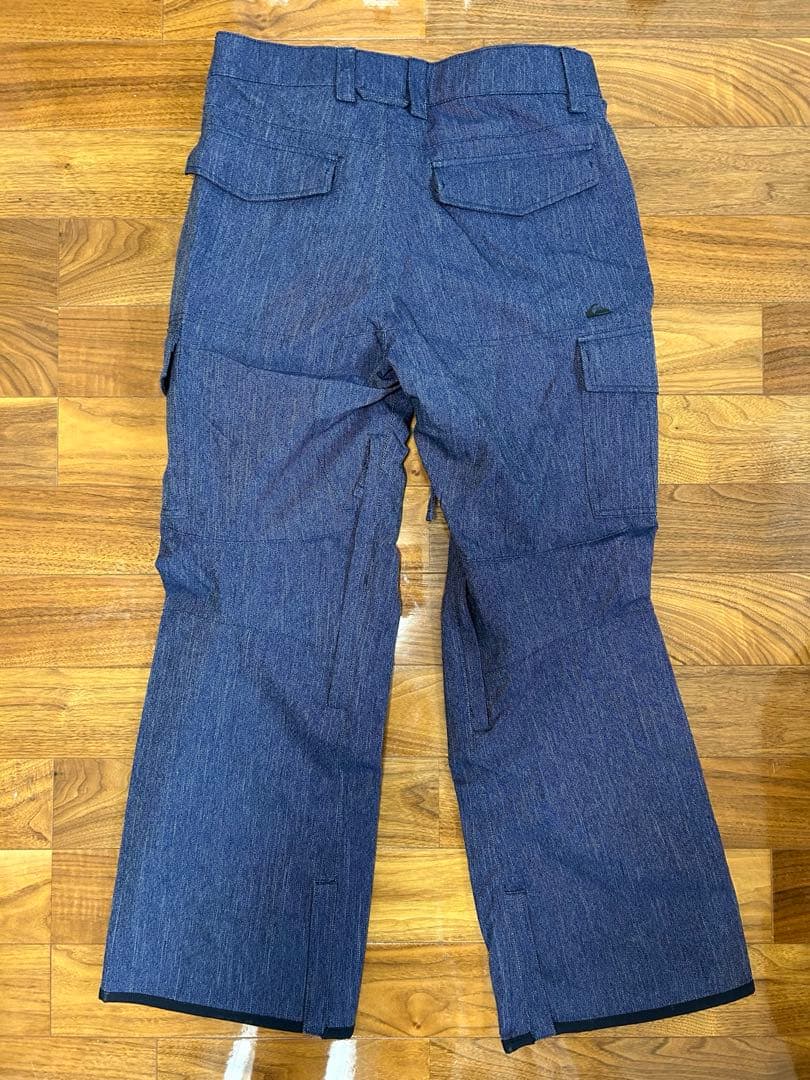 未使用 クイックシルバー　スノーボードパンツ