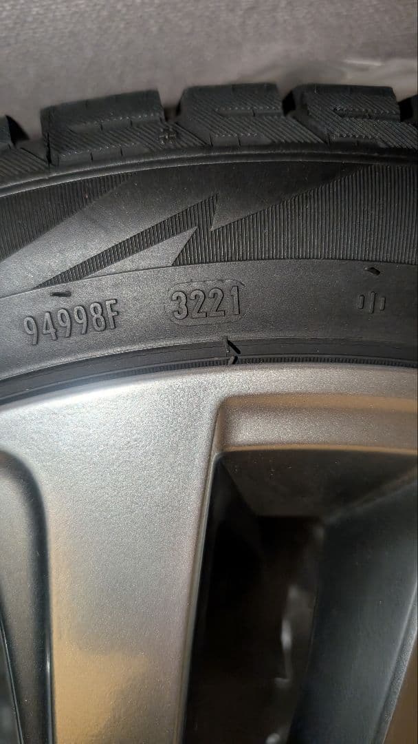 18インチスタッドレス スバル純正 アルミホイールセット 225/45/R18