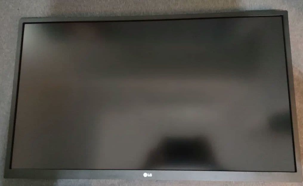LG 27UL500-W 27インチモニター